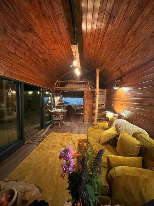 The Pines Treehouse At Treetops Hideouts Ferienhaus
