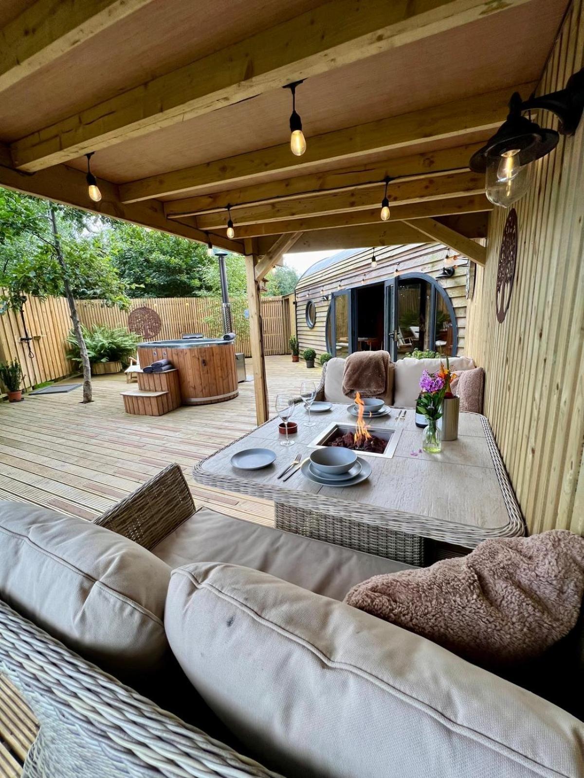 The Pines Treehouse At Treetops Hideouts Ferienhaus *