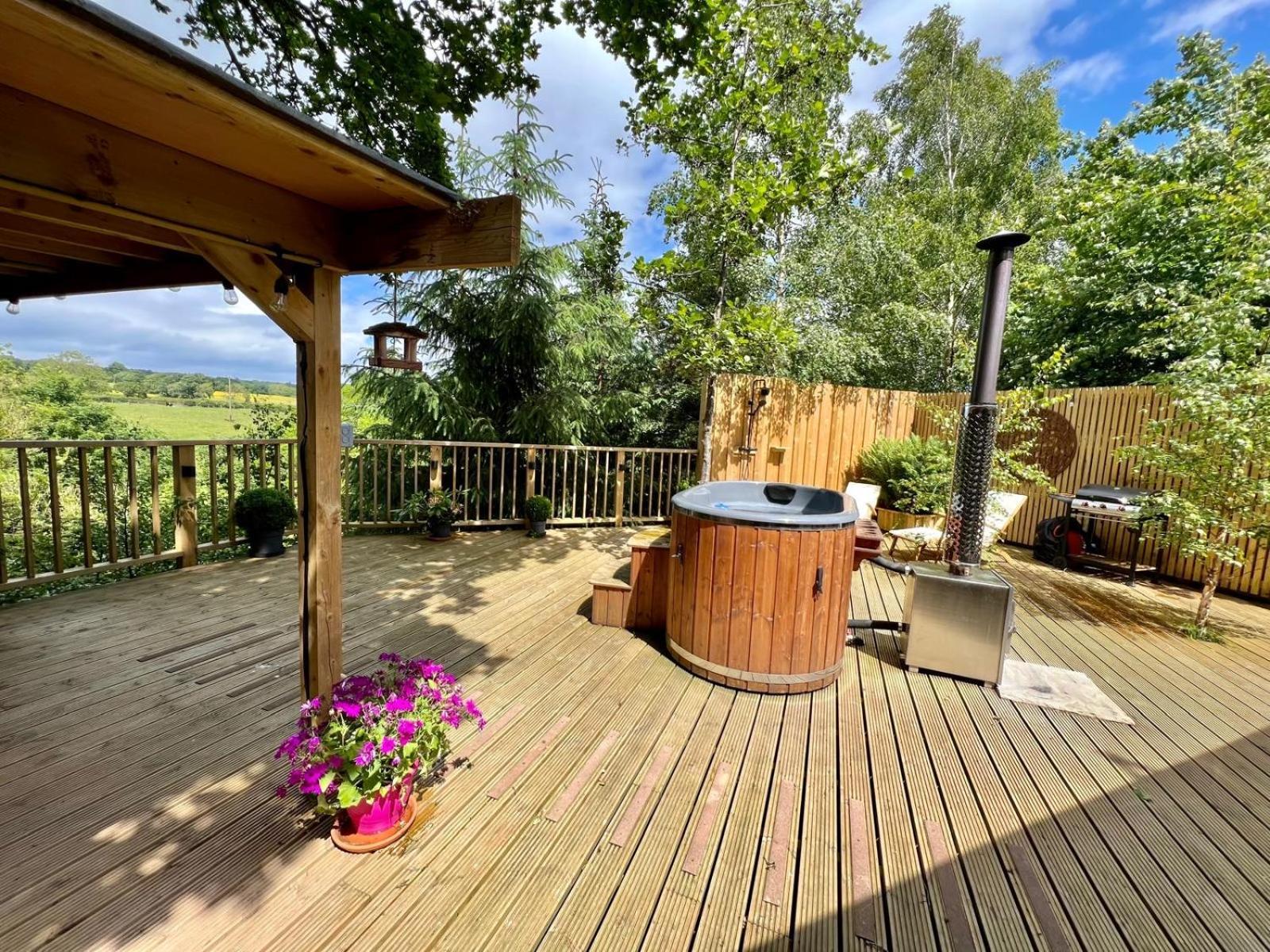 The Pines Treehouse At Treetops Hideouts Richmond (North Yorkshire)